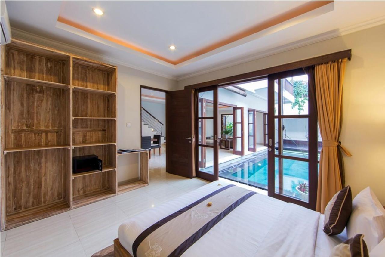 White Lotus Villas Seminyak Kültér fotó