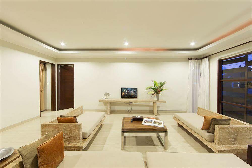 White Lotus Villas Seminyak Kültér fotó