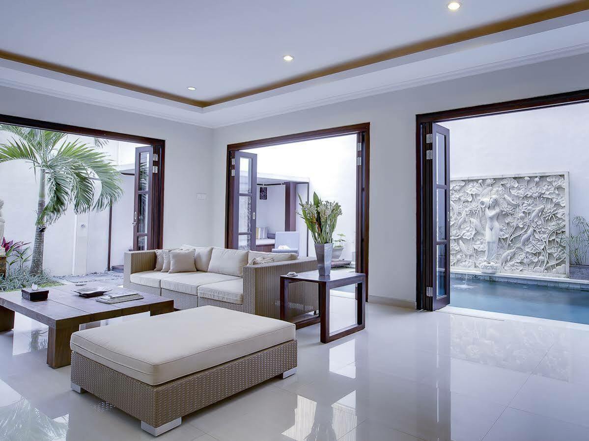 White Lotus Villas Seminyak Kültér fotó